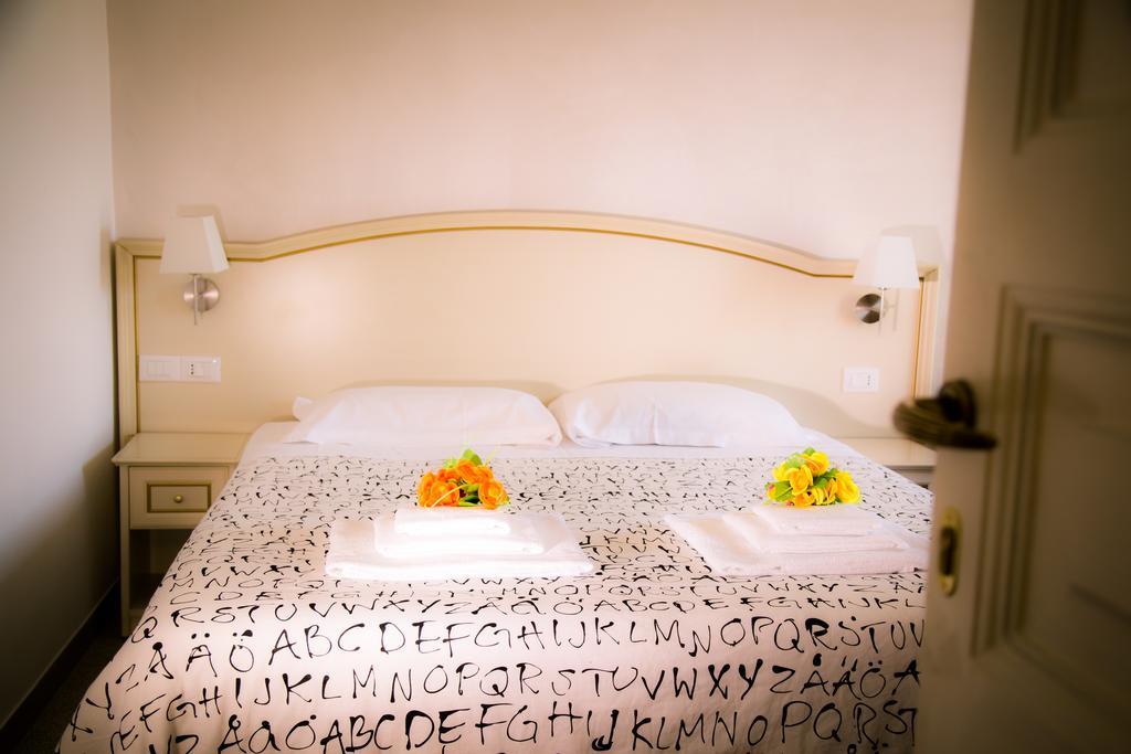 St. Peter Central Rooms B&B Rome Bagian luar foto