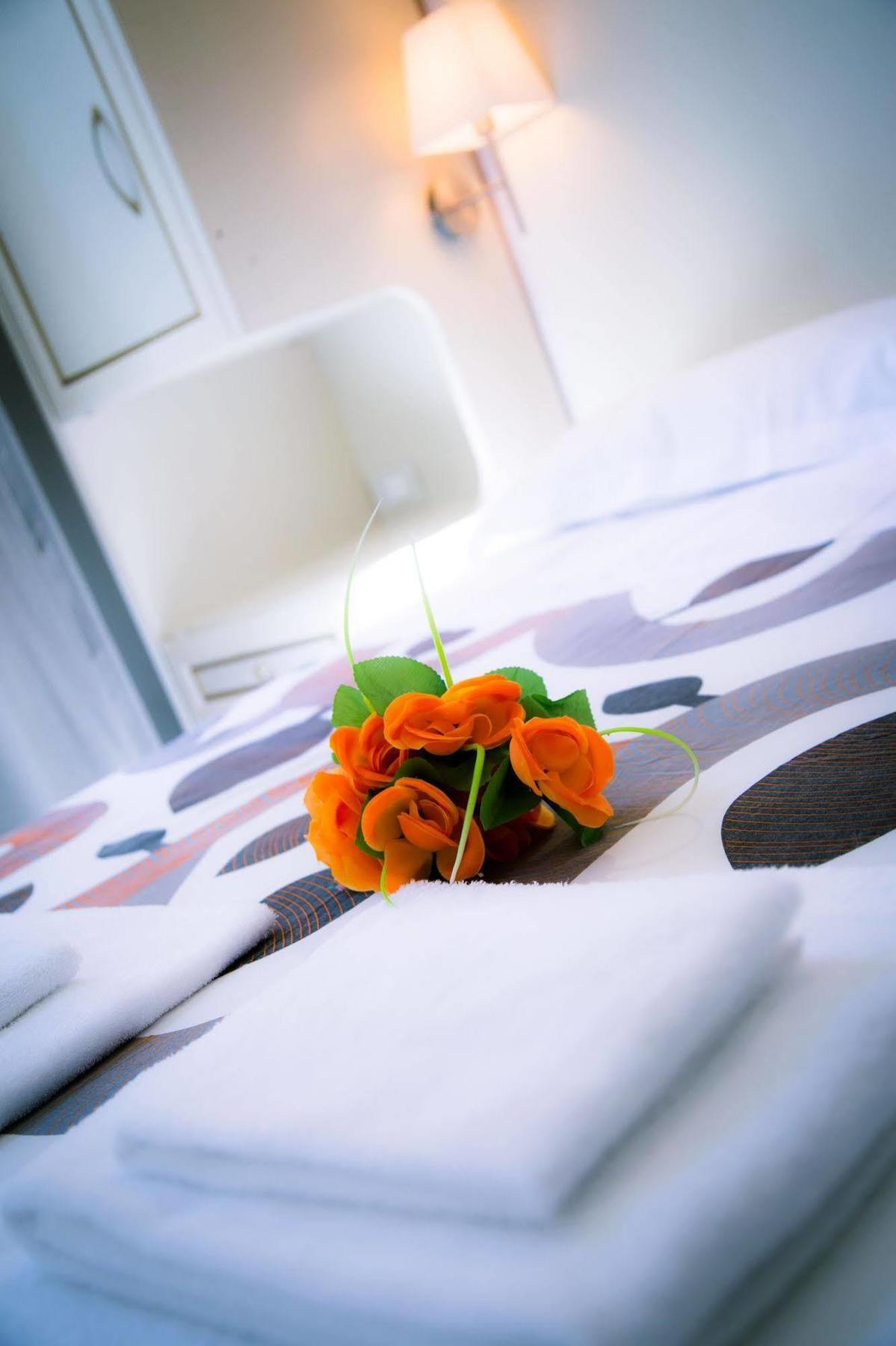 St. Peter Central Rooms B&B Rome Bagian luar foto