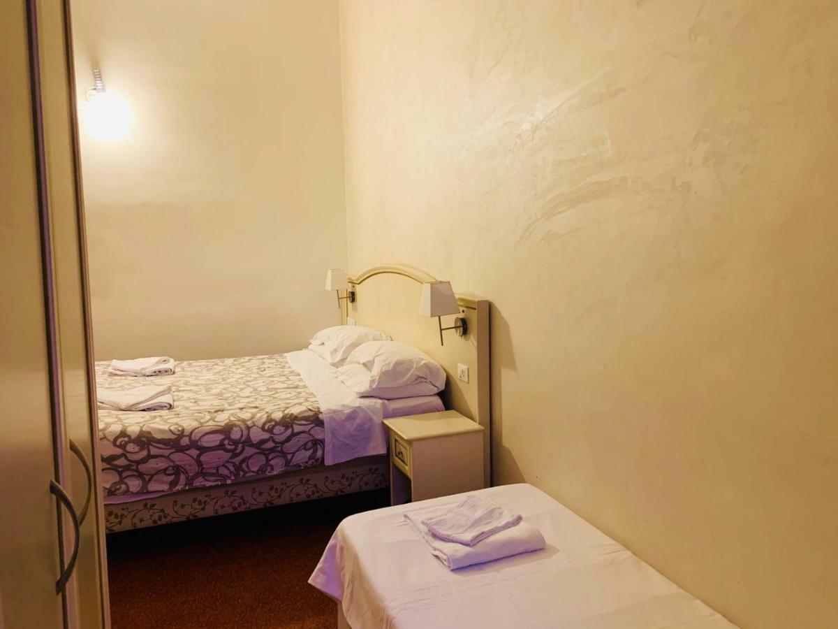 St. Peter Central Rooms B&B Rome Bagian luar foto